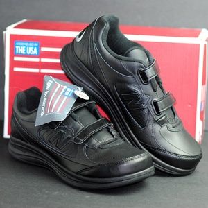 Size 9.5 New Balance Walking Women's Shoes
